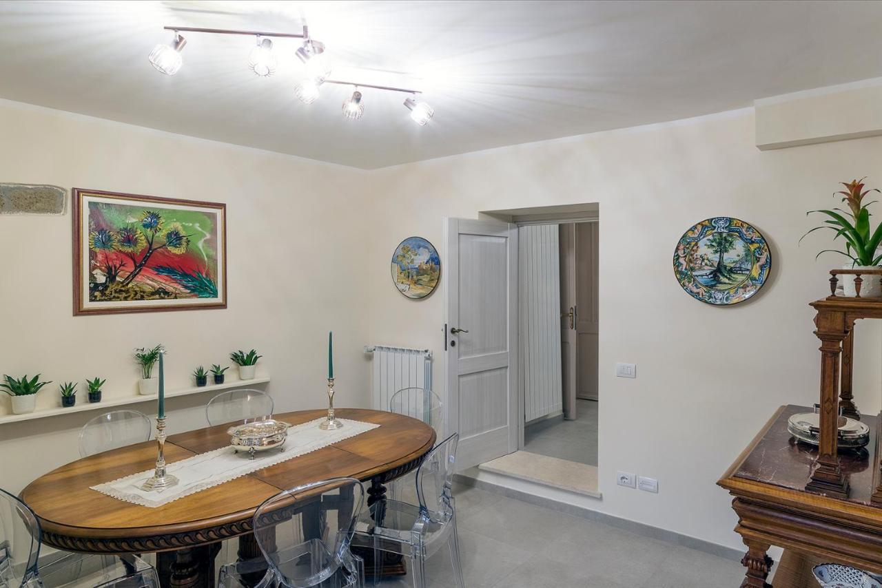 Bed and Breakfast Dimo' Re Farnese Exterior foto
